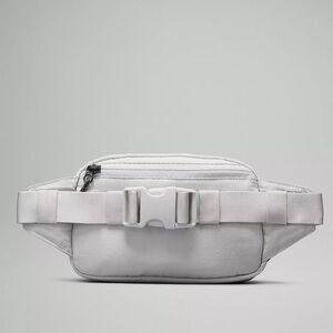 New Lululemon Everywhere Belt Bag 1L